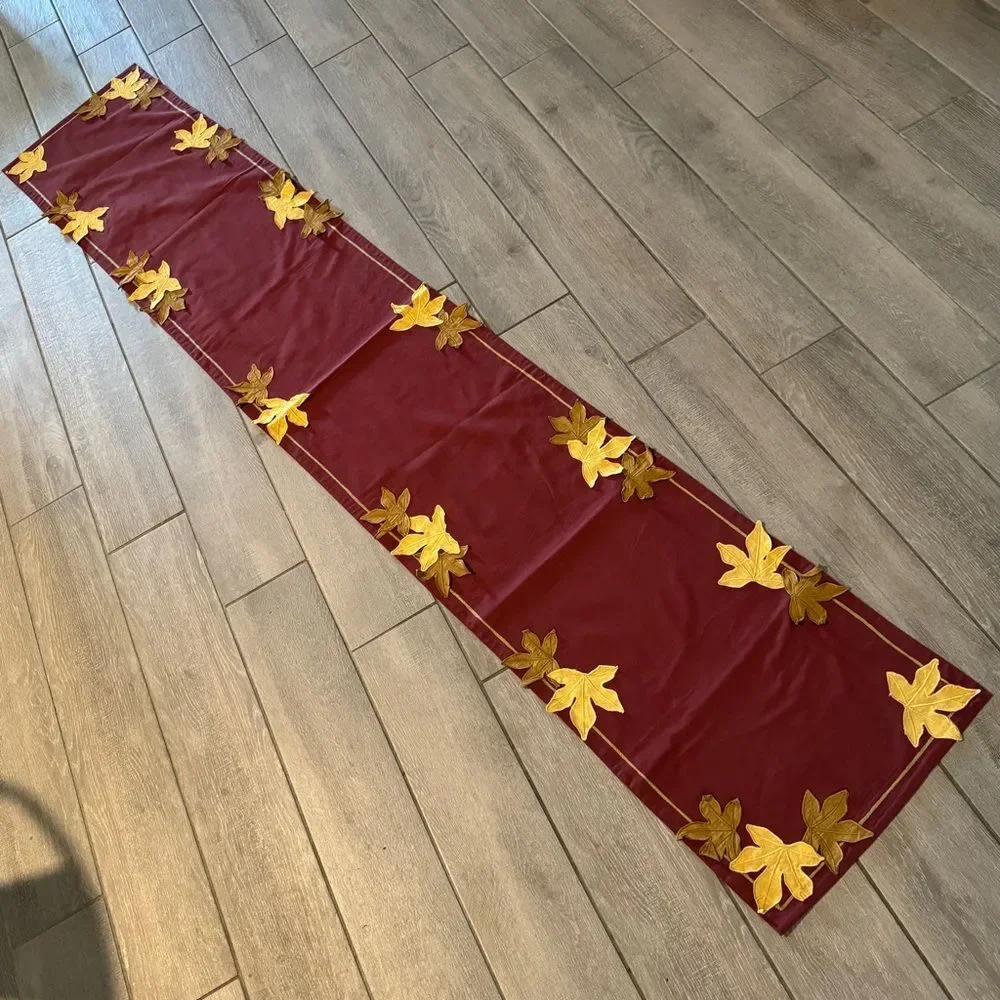Williams Sonoma Maroon Autumn Leaves Appliqué Table Runner 16x89